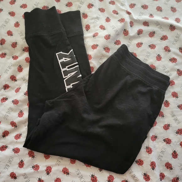 Vs pink lightweight joggers, size large. - Picture 12 of 12